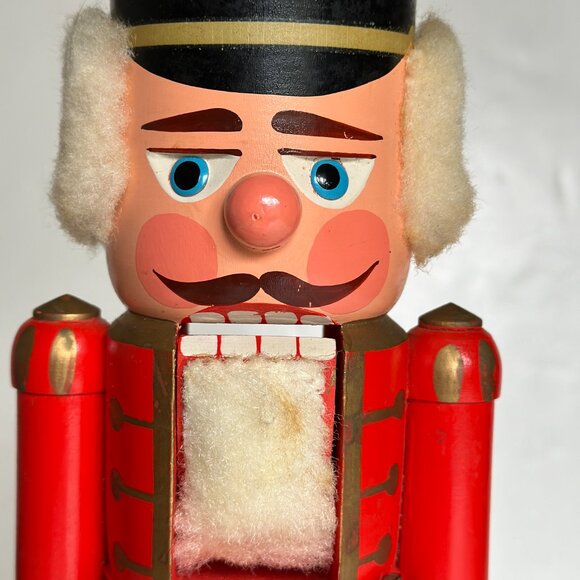 VTG ERZGEBIRGE King Nutcracker East Germany Hand Painted Wood 13.5" Christmas - Picture 2 of 10